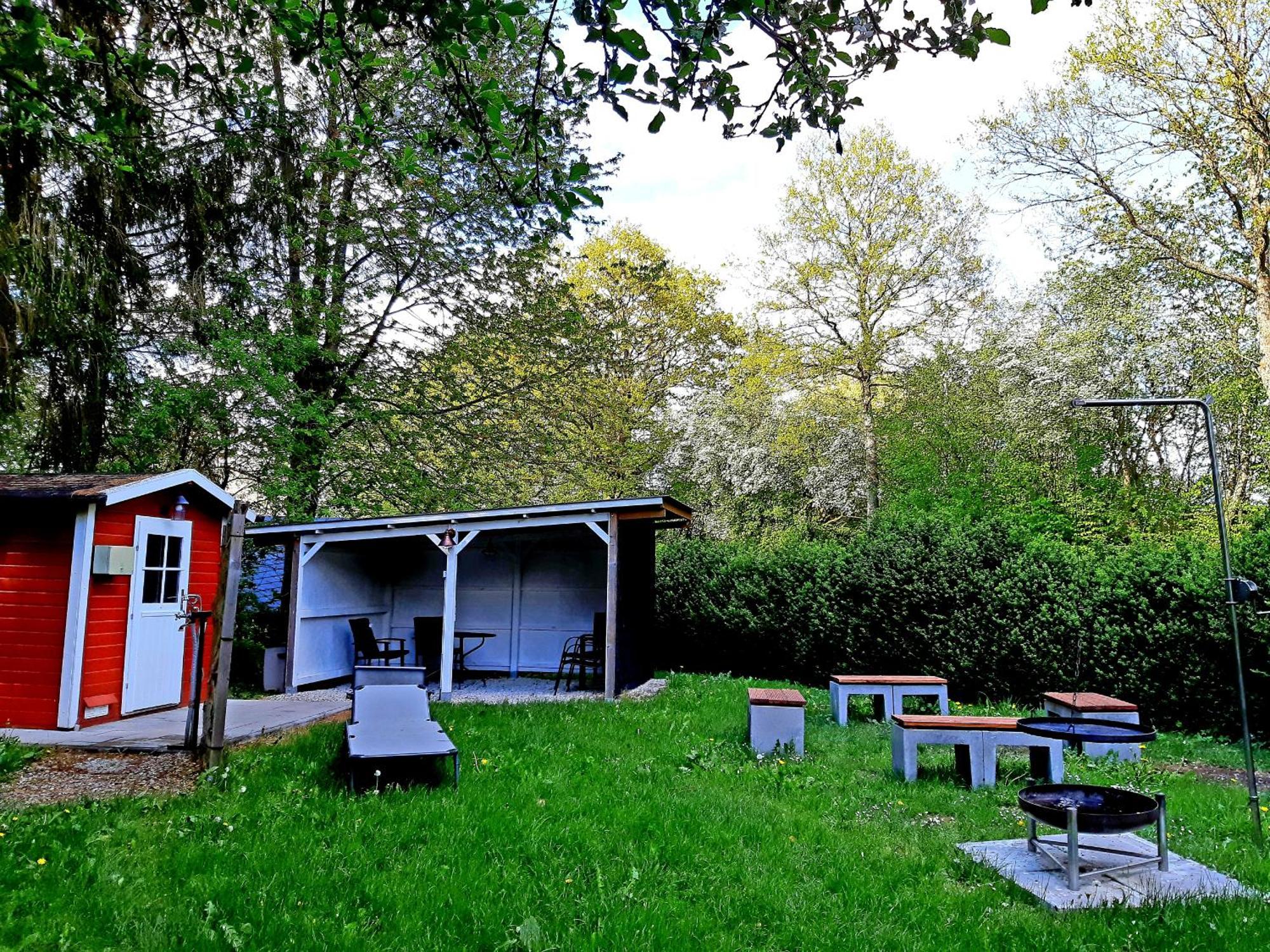 Ferienwohnungen Alte Schule Elchweiler Exterior foto